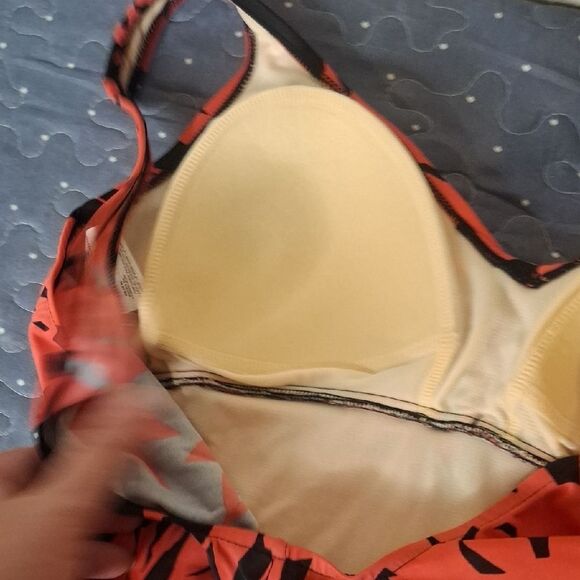 Aqua Green Red Floral One-Piece Swimsuit size large - Picture 3 of 5